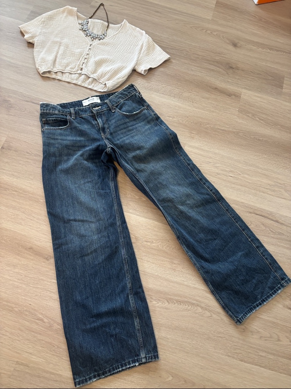 Hollister Low-Rise Baggy Dark Blue Jeans